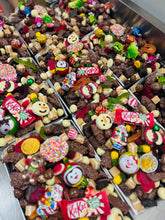 Load image into Gallery viewer, Deluxe Christmas Chocolate Share Tray