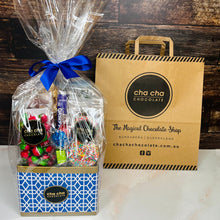 Load image into Gallery viewer, Macadamia Nut Gift Box