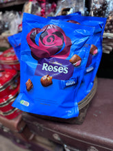 Load image into Gallery viewer, UK Cadbury Roses Bag Large 270g