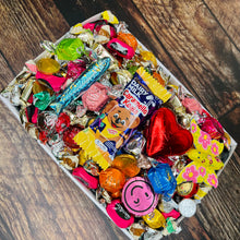 Load image into Gallery viewer, Chocolate Wrapped Share Platter