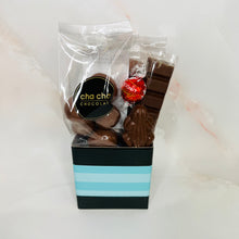 Load image into Gallery viewer, Chocolate Freeze Dried Strawberries Gift Box