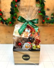 Load image into Gallery viewer, Santa's Shortbread & Fudge Smoko Snacks