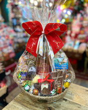 Load image into Gallery viewer, Cha Cha Chocolate | $220 A Bundy Christmas with Kalki Moon Queensland Rum (Wrapped)