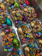 Load image into Gallery viewer, Wrapped Easter Share Tray