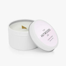 Load image into Gallery viewer, Hutwoods Travellers Delight Gift Box