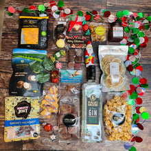 Load image into Gallery viewer, A Bundy Christmas with Classic Gin
