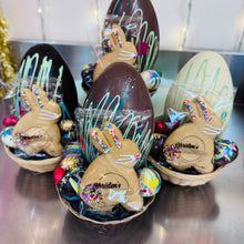 Load image into Gallery viewer, Deluxe Maleny Chocolate Easter Basket
