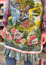 Load image into Gallery viewer, Vintage 1960's | Teal Irish Flower Cart Apron
