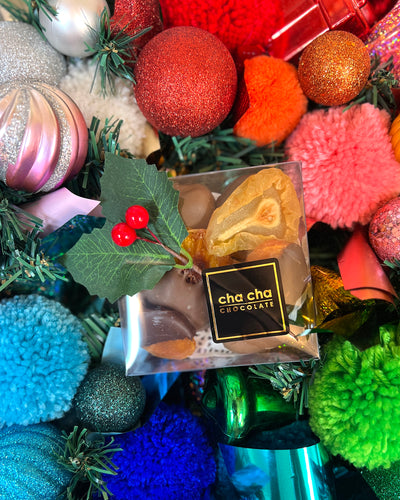 Cha Cha Chocolate and Singing Magpie Gourmet Chocolate Coated Fruit Platter Box Small Size