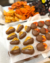 Load image into Gallery viewer, Cha Cha Chocolate and Singing Magpie Gourmet Fruit Platter Box – Dried Pears and Apricots Coated in Chocolate
