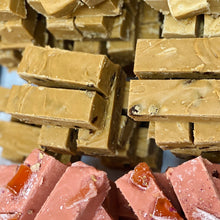 Load image into Gallery viewer, Rum &amp; Raisin Fudge Bar
