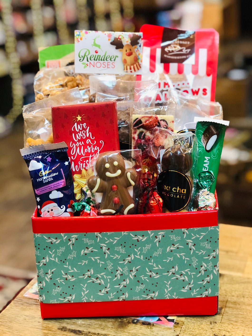 Christmas Deluxe Gift Box